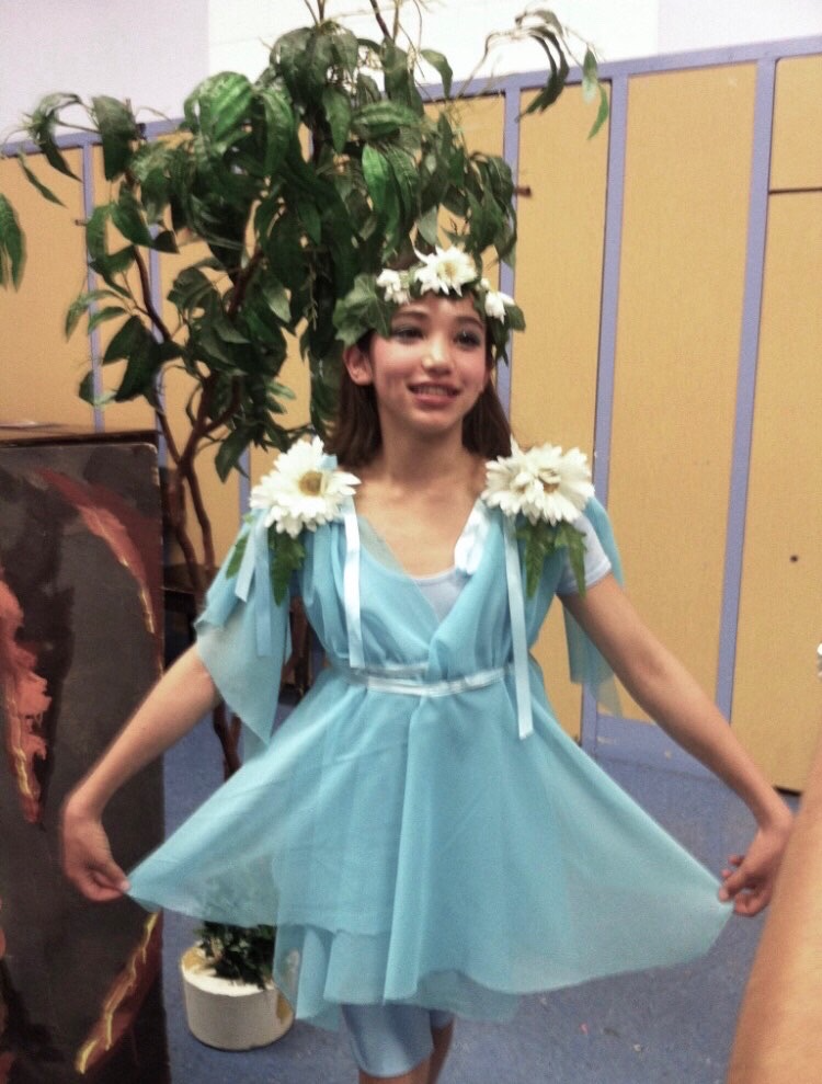 Kira Kutcher at school dance performance